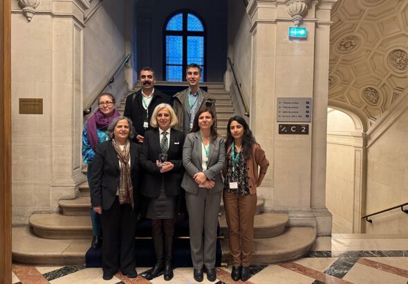 Eşbaşkanlar, Paris Belediyesi Dış İlişkiler Komisyonu ile görüştü Diyarbakır Büyükşehir Belediyesi Eşbaşkanları Serra Bucak ve Doğan Hatun, Fransa’nın