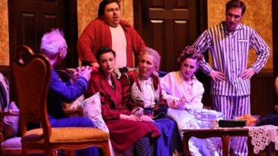 Bağcılar Belediyesi Tiyatro Akademisi’nin kaleme aldığı “Fatih’te Bir Konak” tiyatro