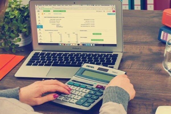 Gedik Yatırım: Küresel piyasalar, Salı günü dalgalı bir görünüm sergiledi Gedik Yatırım'ın raporunda, küresel piyasaların, yatırımcıların Fed’in 2025 yılındaki son