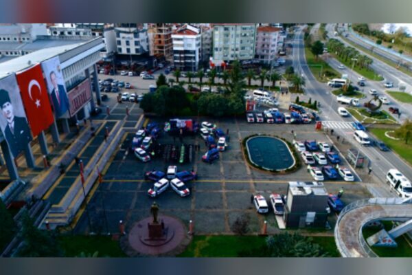 Giresun’da 92 yeni araç törenle hizmete girdi Gerçekleştirilen törene Giresun Valisi Mehmet Fatih Serdengeçti, il protokolü, emniyet