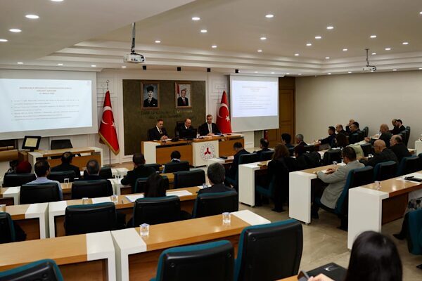 Giresun’da Bağımlılıkla Mücadele Toplantısı gerçekleştirildi Giresun Valiliği tarafından, Bağımlılıkla Mücadele İl Koordinasyon Kurulu Toplantısı’nı 11