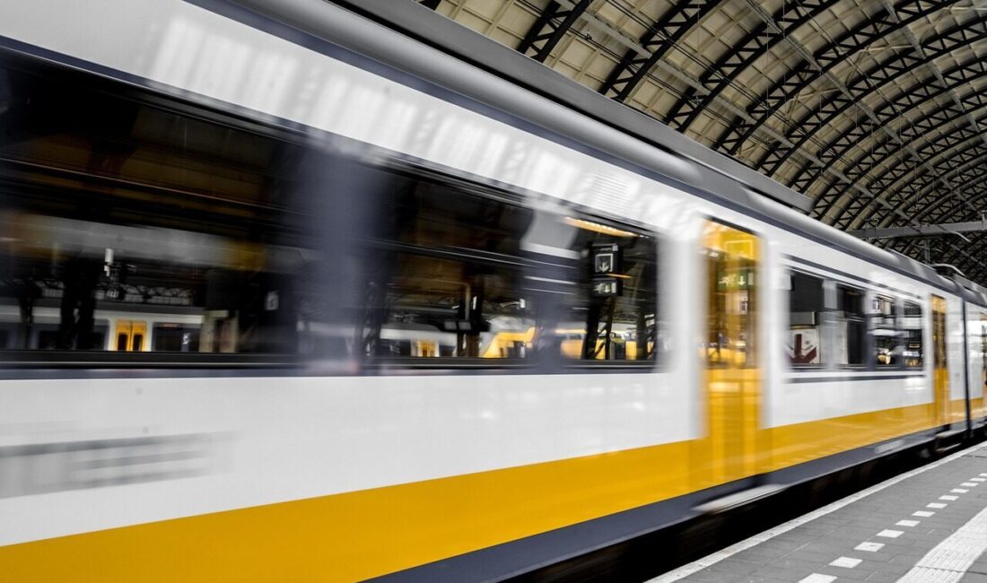 Gülermak’ın teklifi 1. oldu Kamuyu Aydınlatma Platformuna (KAP) yapılan açıklamada, ''Metro Warszawskie Sp. z