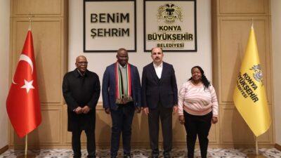 Konya Büyükşehir Belediye Başkanı Uğur İbrahim Altay, Büyükşehir Belediyesi Taş