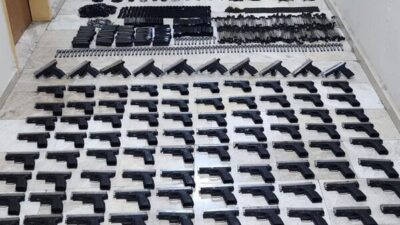 Hatay Emniyet Müdürlüğü ekipleri, silah kaçakçılığına yönelik yürütülen çalışmalar kapsamında