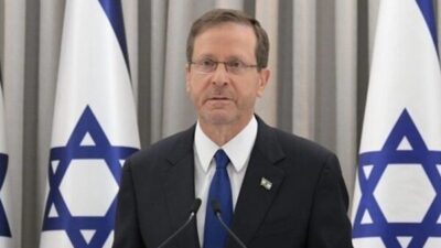 İsrail Devlet Başkanı Herzog, Almanya Şansölyesi Merz’i İsrail’de ağırladı. Herzog,