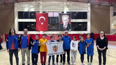 İnegöl Belediye Spor Kulübü spor tırmanış sporcuları, Isparta’da düzenlenen Minik-Küçük-Yıldız