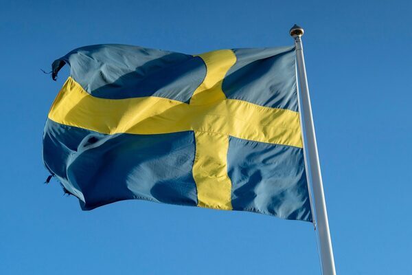 İsveç, çete liderlerinin vatandaşlığını iptal etmek istiyor Günümüzde İsveç vatandaşlığının iptali mümkün değildir. Ancak hükümet, çifte vatandaşlığa