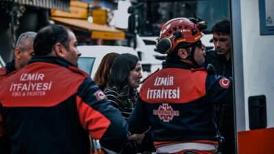 İzmir’in Bornova ilçesine bağlı Yıldırım Beyazıt Mahallesi Fatih Caddesi üzerinde