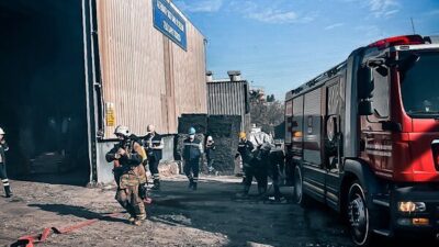 İzmir Büyükşehir Belediyesi İtfaiye Dairesi Başkanlığı, sanayi tesislerinde meydana gelebilecek