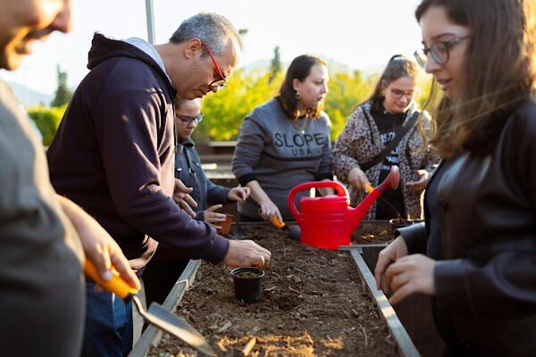 İzmir'de  “Parkta Etkinlik Var” projesi kapsamında İnciraltı Terapi Bahçesi’nde gerçekleştirilen