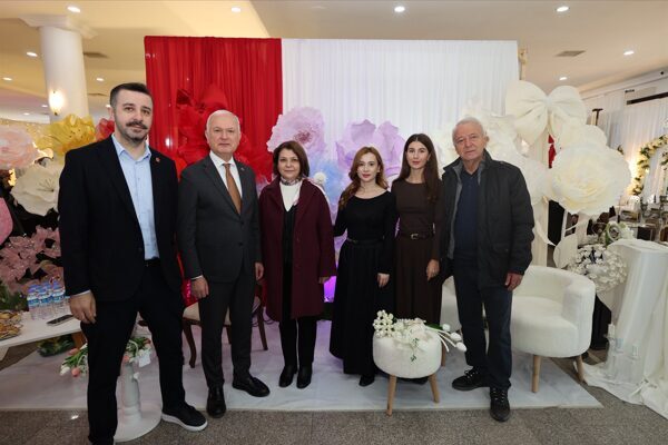 Fuar, evlilik hazırlığındaki gençlere ihtiyaç duyabilecekleri tüm hizmetleri tek bir