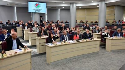 Kepez Belediyesi Meclisi, 2025 yılının son toplantısında 34 yazılı, 3