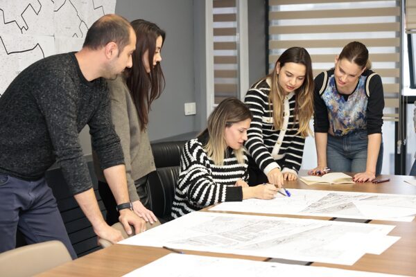 Konak’ta kentsel dönüşüm uygulama modeli belirleniyor Konak Belediyesi Kentsel Dönüşüm Müdürlüğünün, İzmir Kalkınma Ajansı’nın (İZKA) “2024