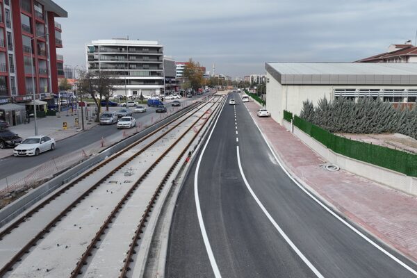 Konya Büyükşehir Belediye Başkanı Uğur İbrahim Altay, Konya merkezde ulaşımda