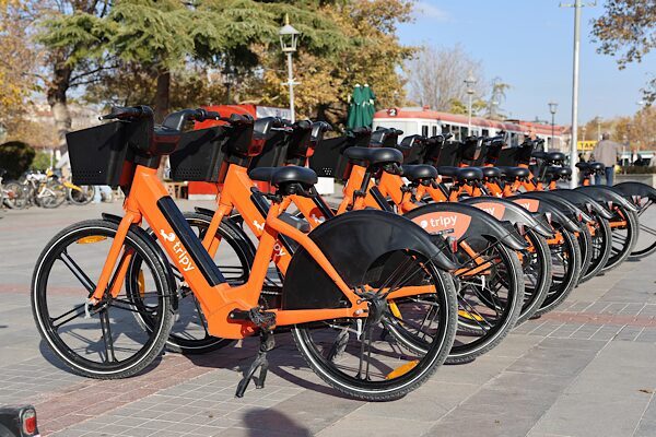 Konya Büyükşehir Belediye Başkanı Uğur İbrahim Altay, şehir içi bisiklet