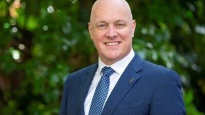 Yeni Zelanda Başbakanı Christopher Luxon, Lord Fakafanua’yı Tonga Krallığı’nın müstakbel