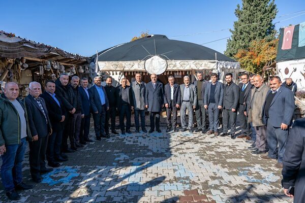 Malatya’nın farklı mahallelerinden muhtarlar, şehirde devam eden ve planlanan hizmetleri