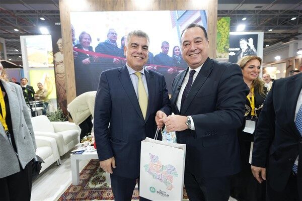 İzmir Büyükşehir Belediyesi ev sahipliğinde, İZFAŞ ve TÜRSAB organizasyonunda gerçekleşen