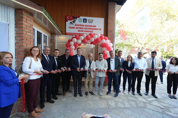 Manisa’da kitap bağışı çağrısı yapıldı Manisa Büyükşehir Belediyesi ve İzmir Kitap Gönüllüleri iş birliğiyle yürütülen