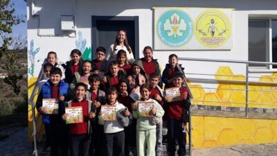 Manisa Gölmarmara’daki Arıcılık Eğitim ve Ana Arı Üretim Merkezi, arıların