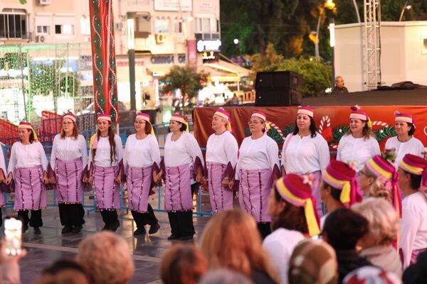 Marmaris Yeni Yıl Festivali, 19 Mayıs Gençlik Meydanı’nda düzenlenen etkinliklerle