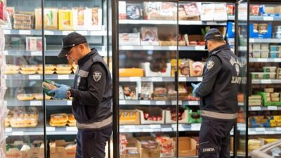 Milas Belediyesi Zabıta Müdürlüğü ekipleri, halk sağlığı ve güvenliğini sağlamak