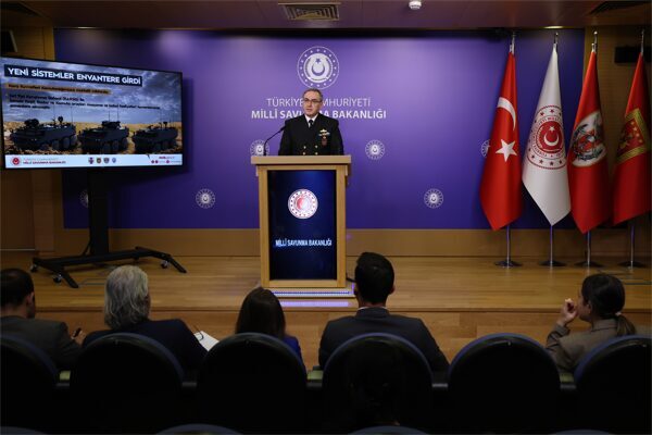 MSB: SDG’nin zaman kazanma çabaları sonuç vermeyecektir MSB, 12 Aralık Cuma günü düzenlenen haftalık basın toplantısında Türkiye’nin