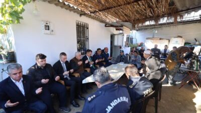 Muğla Valisi İdris Akbıyık, Azerbaycan'dan Türkiye'ye dönüşü esnasında Gürcistan-Azerbaycan sınırında