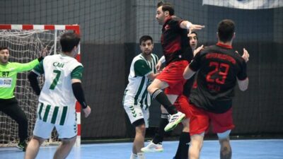 Ardventure Erkekler Süper Ligi’nin 14’üncü haftasına ait erteleme maçında kendi