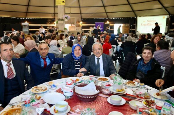 Altınordu ilçesinde bulunan Kültür Otağı’nda engelli bireyler ve aileler için