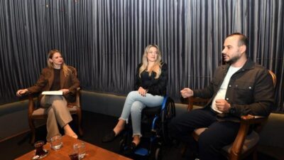 Dünyanın ilk ve tek engelli kadın ralli pilotu Kübra Denizci