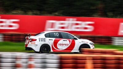 Petlas, gelişmiş ürünleriyle uzun yıllardır sürdürdüğü motor sporları desteğini güçlendirmeye