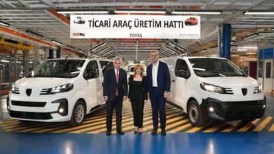 PEUGEOT, hafif ticari araç segmentindeki ürün gamını Türkiye’de genişletiyor. Bu