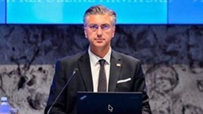 Başbakan Plenkoviç, yaptığı açıklamada güvenlik ve savunmaya yatırımlar, ticaret hacmi