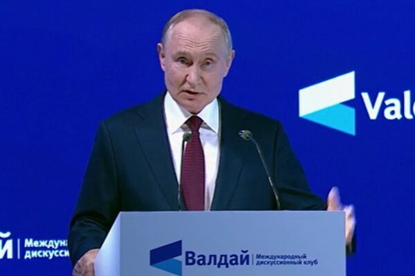 Putin Hindistan’a gidiyor İki taraf, 10 hükümetler arası belge ve 15'ten fazla ticari