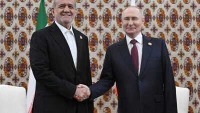 Rusya Devlet Başkanı Putin ile İran Cumhurbaşkanı Mesud Pezeşkiyan arasındaki