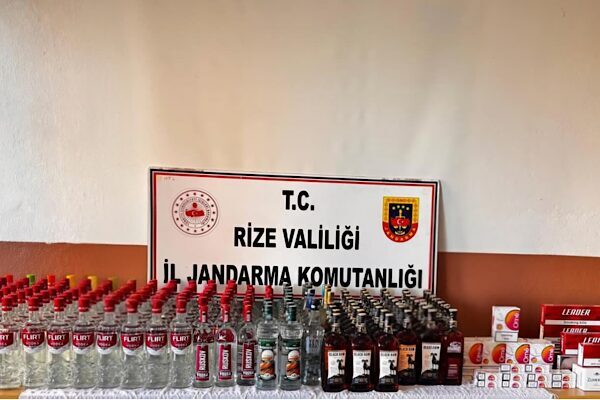 Rize’de kaçak sigara ve alkol operasyonu Rize İl Jandarma Komutanlığı ekipleri , kaçakçılıkla mücadele kapsamında 4