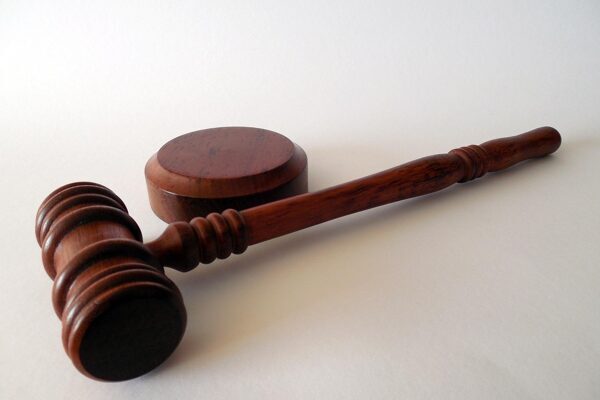 Saadet Partili Gürsel: Adaletin olmadığı yerde huzur olmaz Saadet Partisi Bursa İl Başkanı Gürsel, Dünya İnsan Hakları Günü