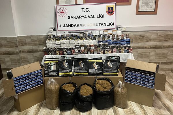 Sakarya İl Jandarma Komutanlığı ekipleri, kaçakçılık suçlarıyla mücadele kapsamında Cumhuriyet