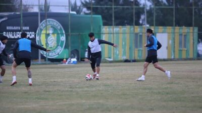 Şanlıurfaspor, günün ikinci çalışmasını akşam üzeri gerçekleştirdiği antrenmanla tamamladı. Yoğun