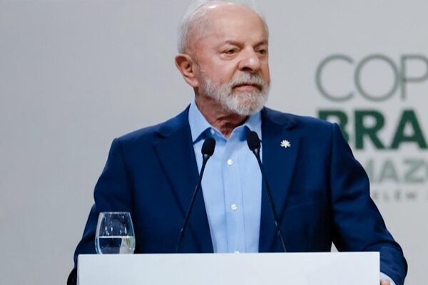 Silva: Düzenleme çalışanların refahını daha da artıracak Brezilya Devlet Başkanı Lula da Silva, 2025 yılının, Brezilya halkı