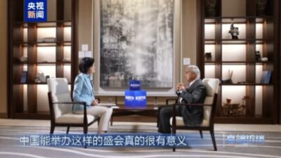 Singapur’un eski Birleşmiş Milletler Daimî Temsilcisi Kishore Mahbubani, Çin’in kalkınmaya