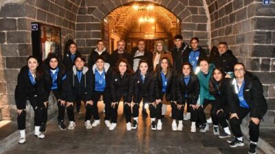 Kısıtlı imkanlarla mücadele eden ve buna rağmen ikinci sırada yer