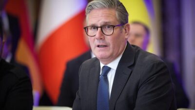 Birleşik Krallık Başbakanı Starmer, kadınlara ve kız çocuklarına yönelik şiddetin,