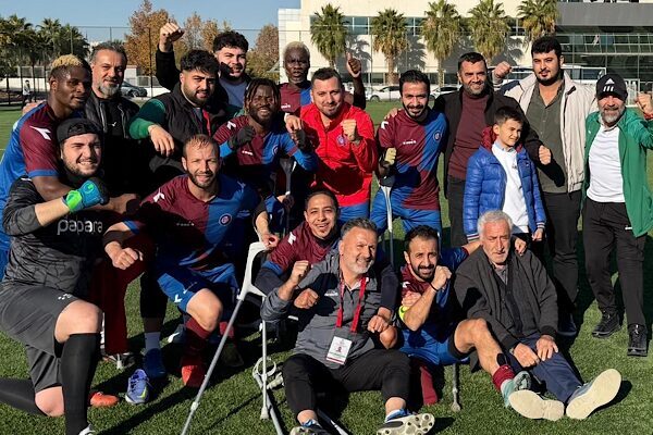 Trabzon Büyükşehir Belediyesi Ampute Futbol Takımı deplasmanda kazandı Trabzon Büyükşehir Belediyesi Ampute Futbol Takımı, deplasmanda oynadığı karşılaşmada Depraş