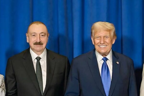Trump, Azerbaycan Cumhurbaşkanı Aliyev’e mektup gönderdi ABD Başkanı Trump, Azerbaycan Cumhurbaşkanı Aliyev’e gönderdiği mektupta şunları ifade