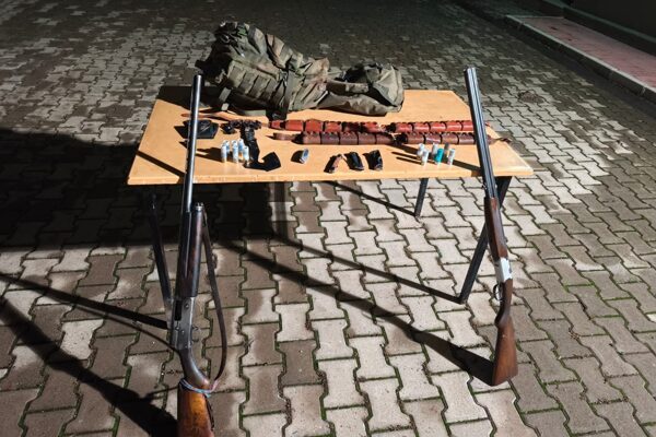 Tunceli’de yasadışı avcılık yapan 7 şahıs yakalandı Tunceli İl Jandarma Komutanlığı ile Doğa Koruma ve Milli Parklar