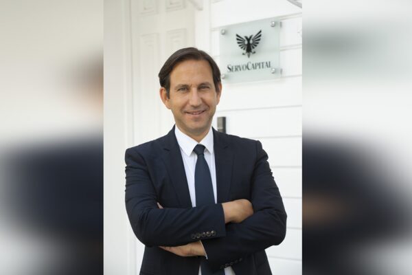 Özel Kredi Fonları’nın, özellikle yüksek Türk Lirası faizi, düşük döviz