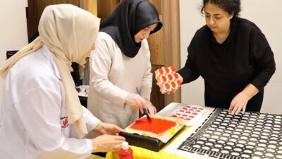 Ümraniye Belediyesi Geleneksel Sanatlar Akademisi tarafından 6 yıldır verilen Ahşap