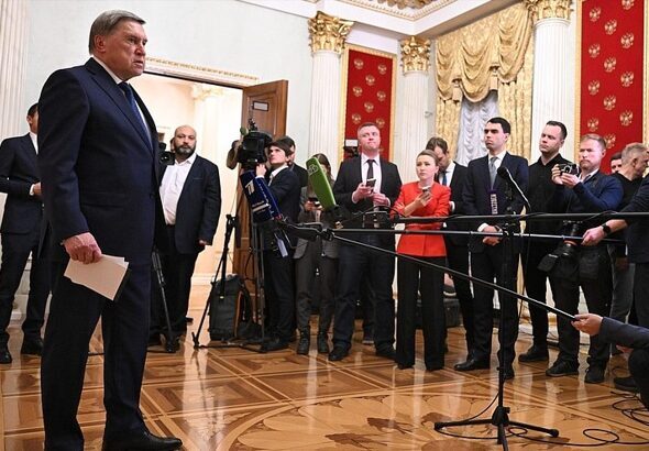 Ushakov, ''Doğal olarak, Amerikalı meslektaşlarımla birlikte, Amerikalıların daha önce Moskova'ya